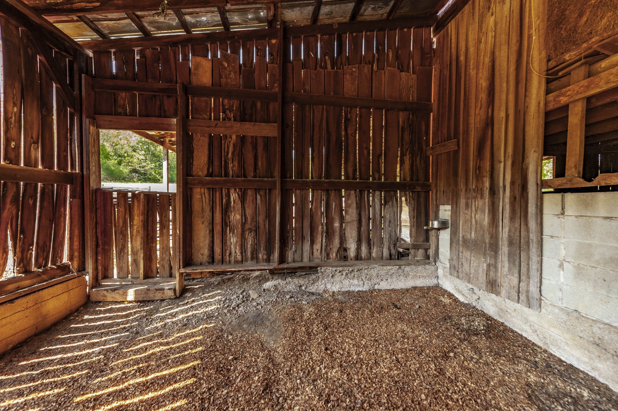 755 Long Hollow Pike