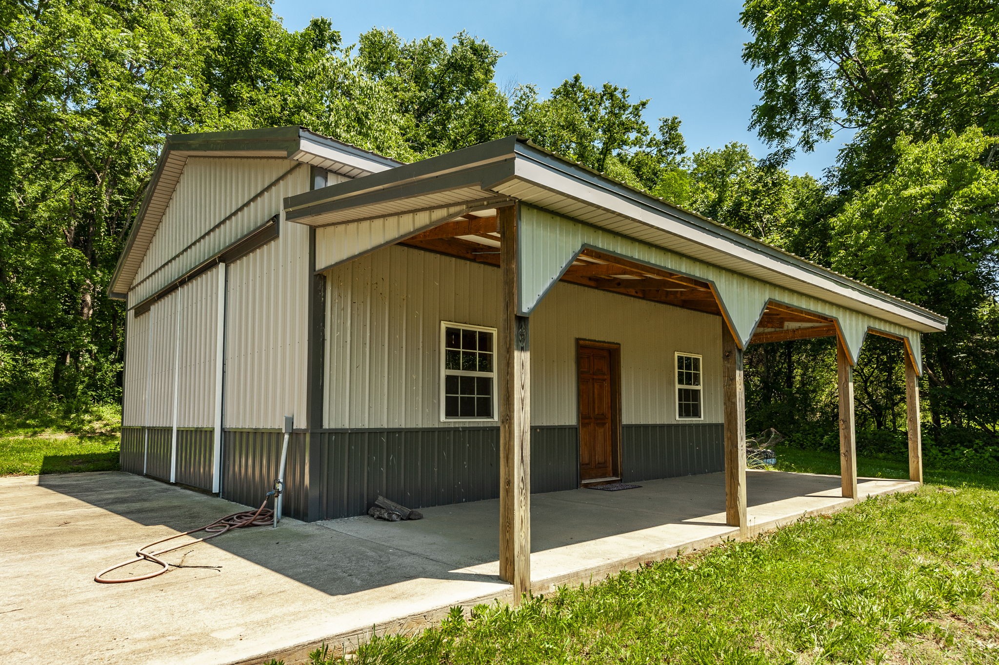 309 Hurt Rd
