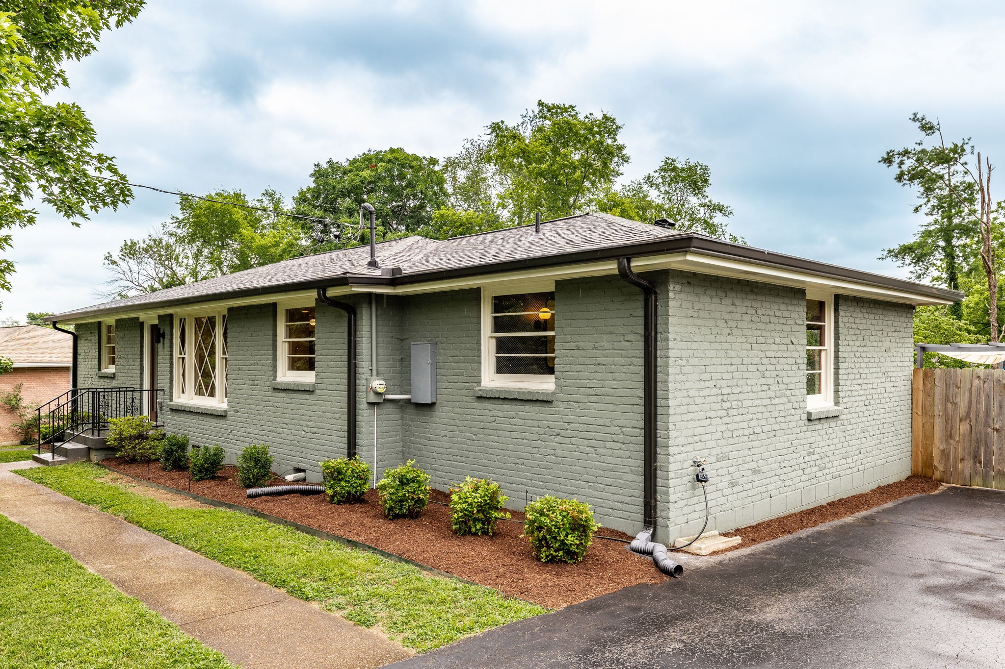 1934 Valley Park Dr