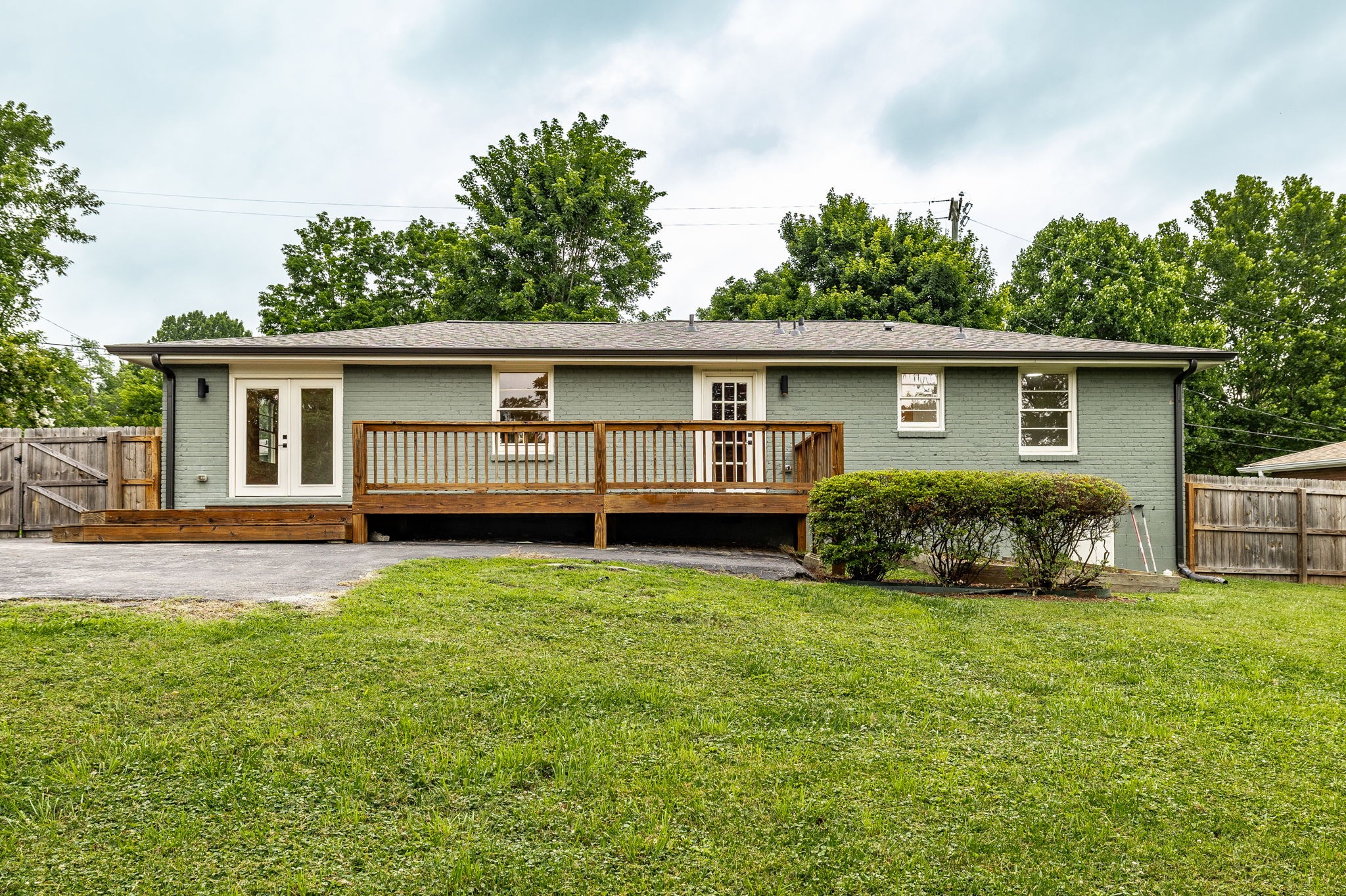1934 Valley Park Dr