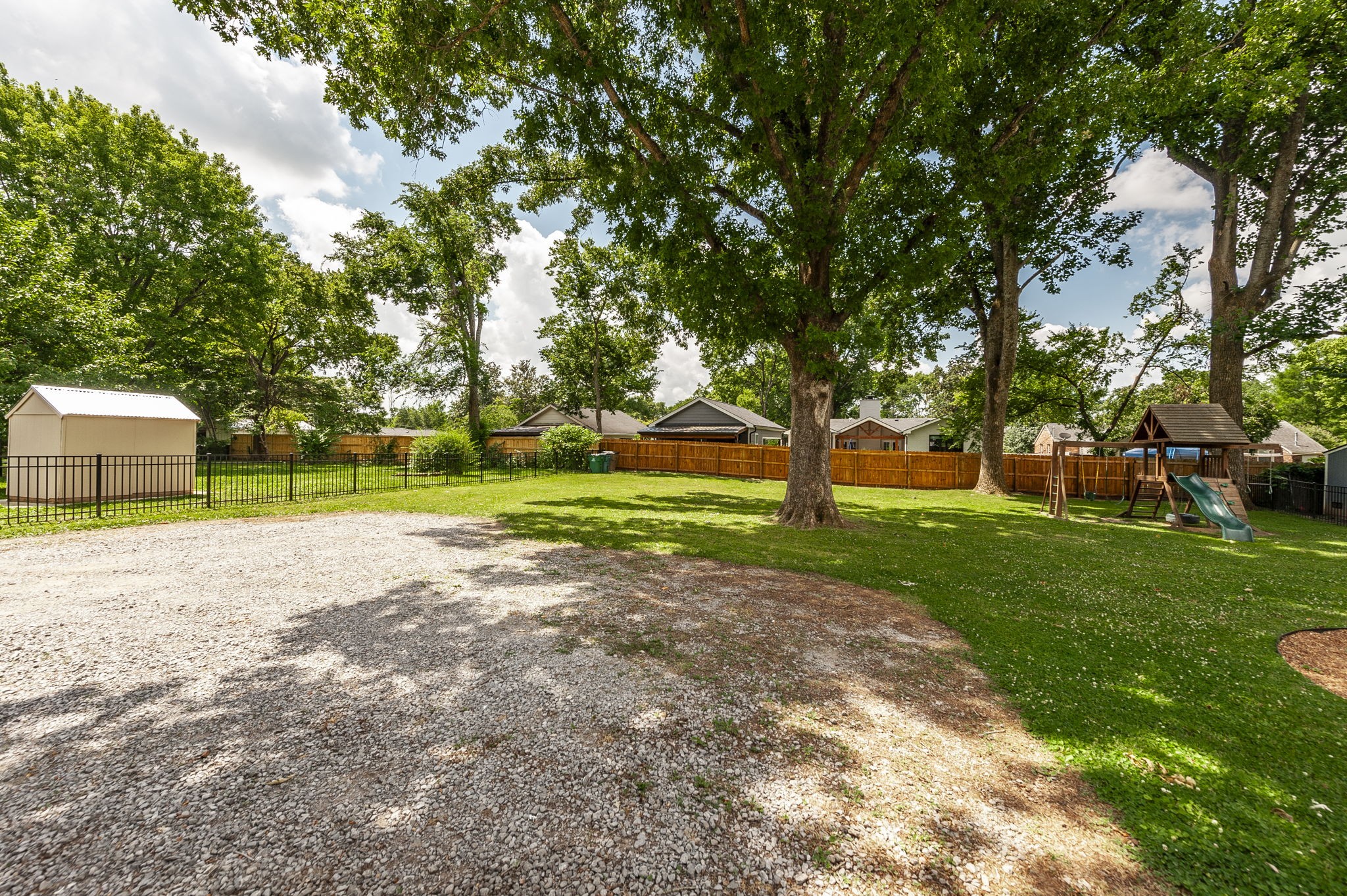 501 Brentlawn Dr