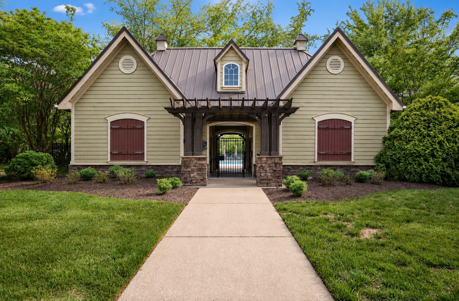 330 Tippecanoe Dr