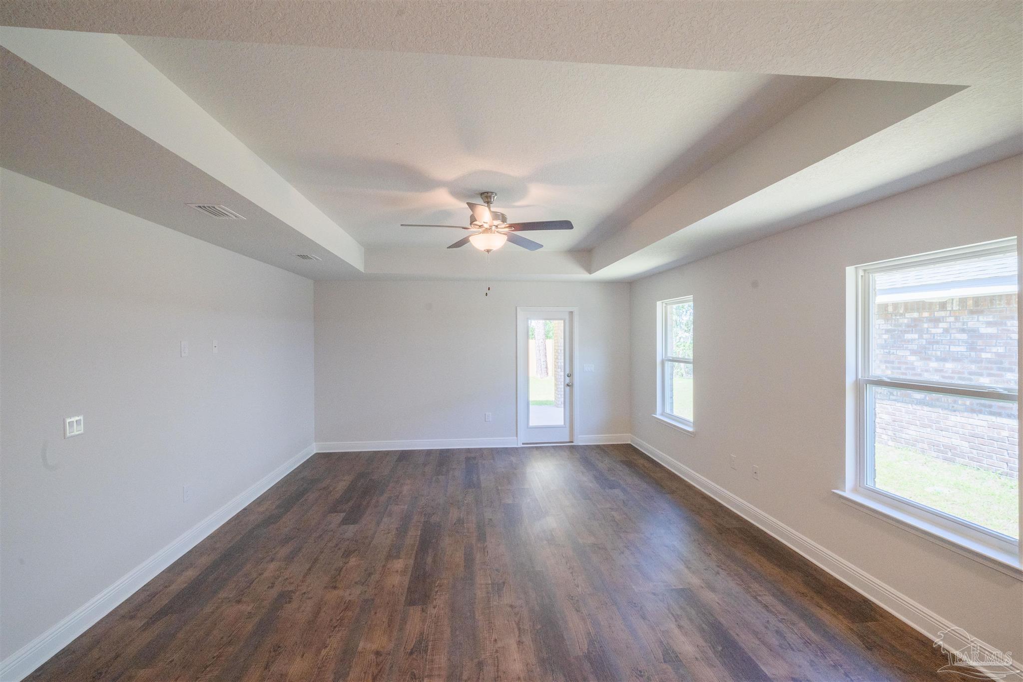 1711 Leigh Loop # 3C