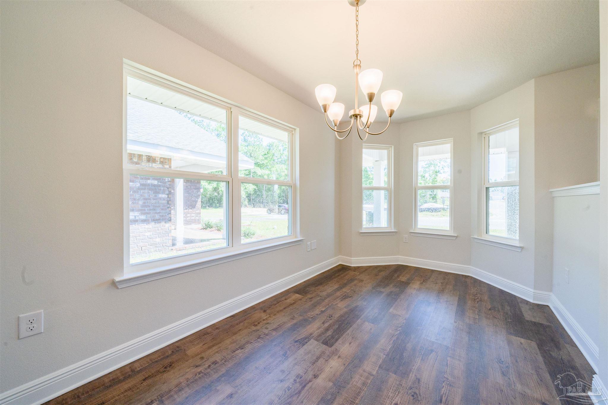 1711 Leigh Loop # 3C