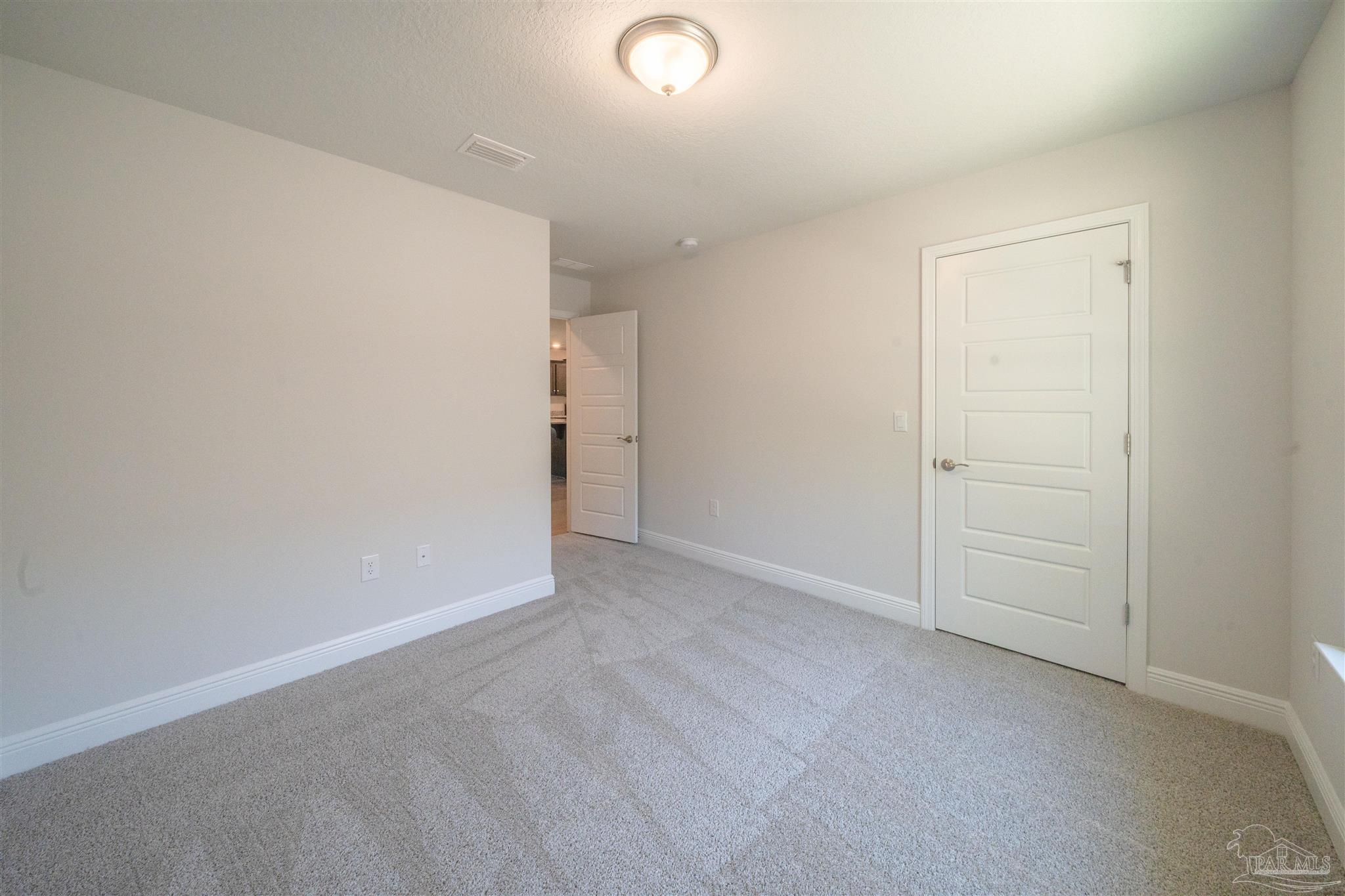 1711 Leigh Loop # 3C