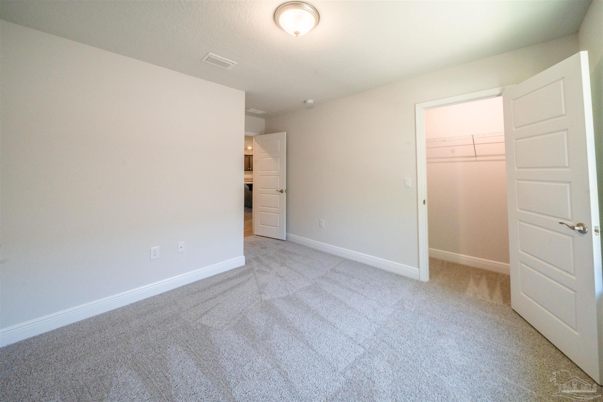 1711 Leigh Loop # 3C