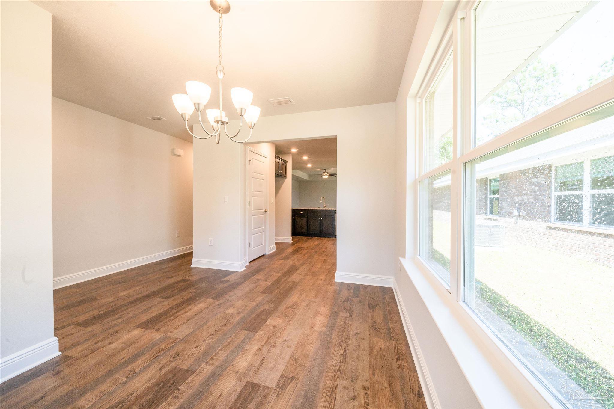 1711 Leigh Loop # 3C