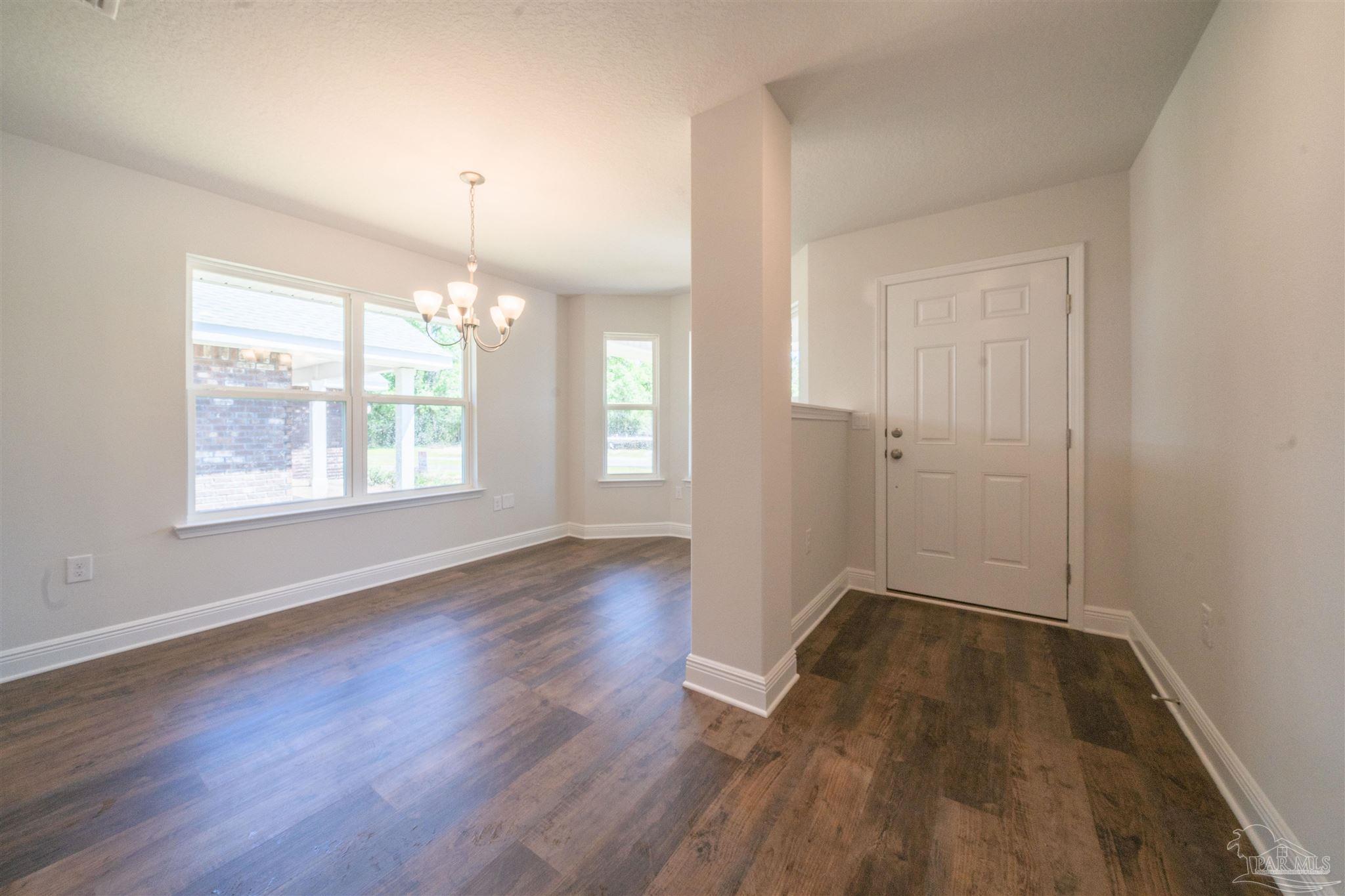 1711 Leigh Loop # 3C