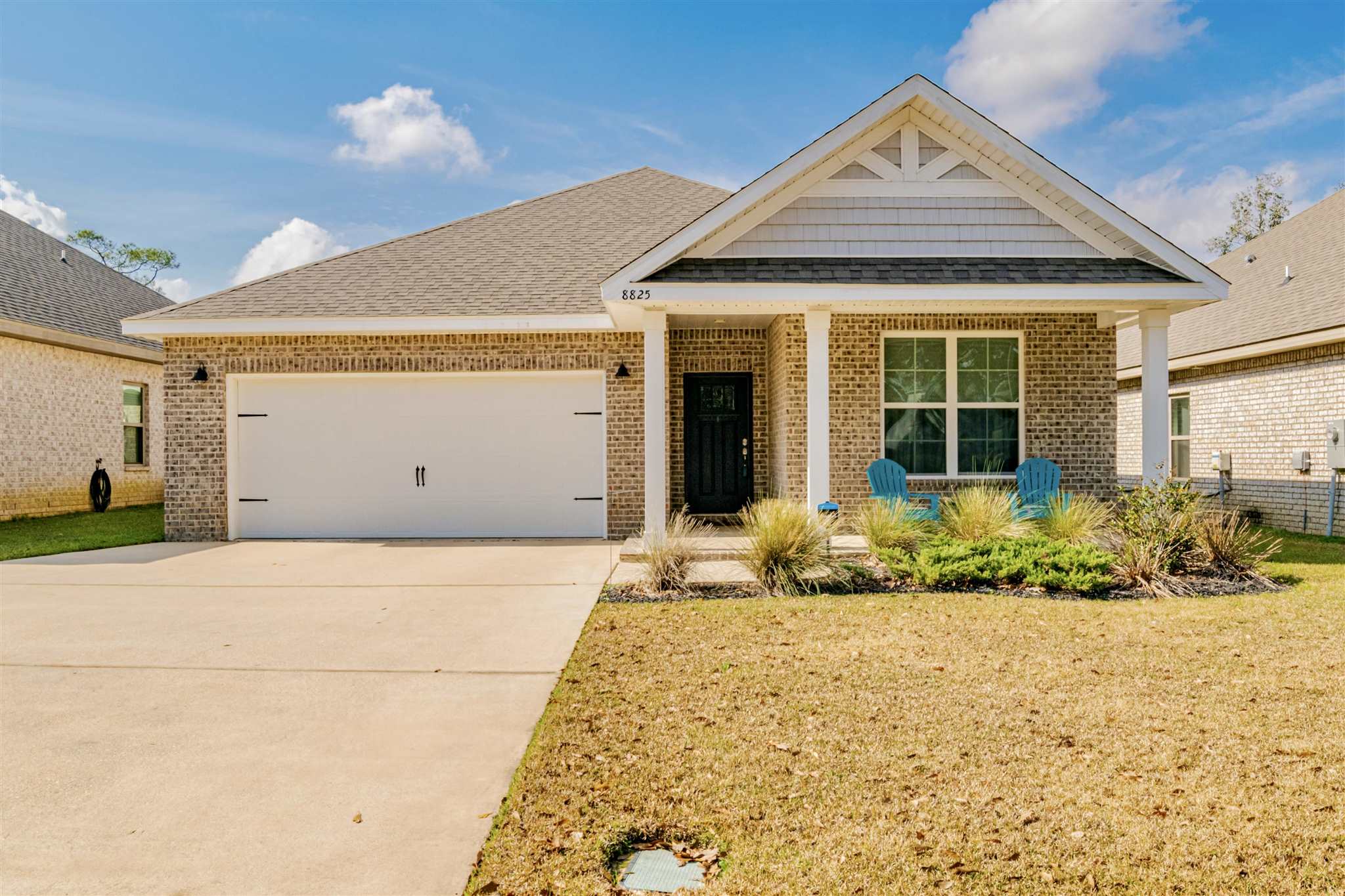 8825 Airway Dr