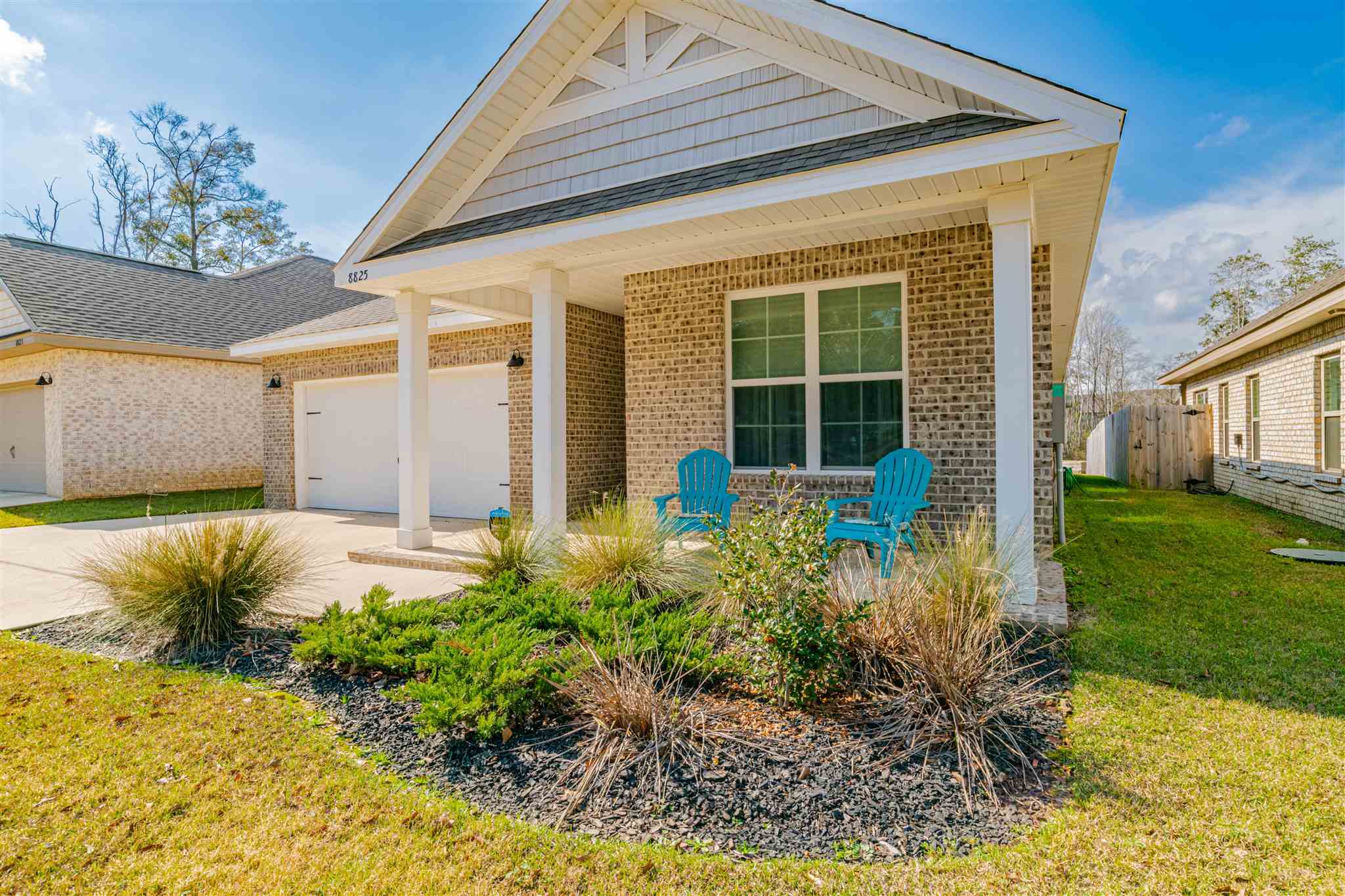 8825 Airway Dr