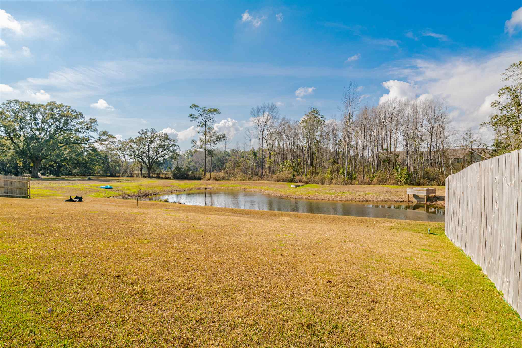 8825 Airway Dr