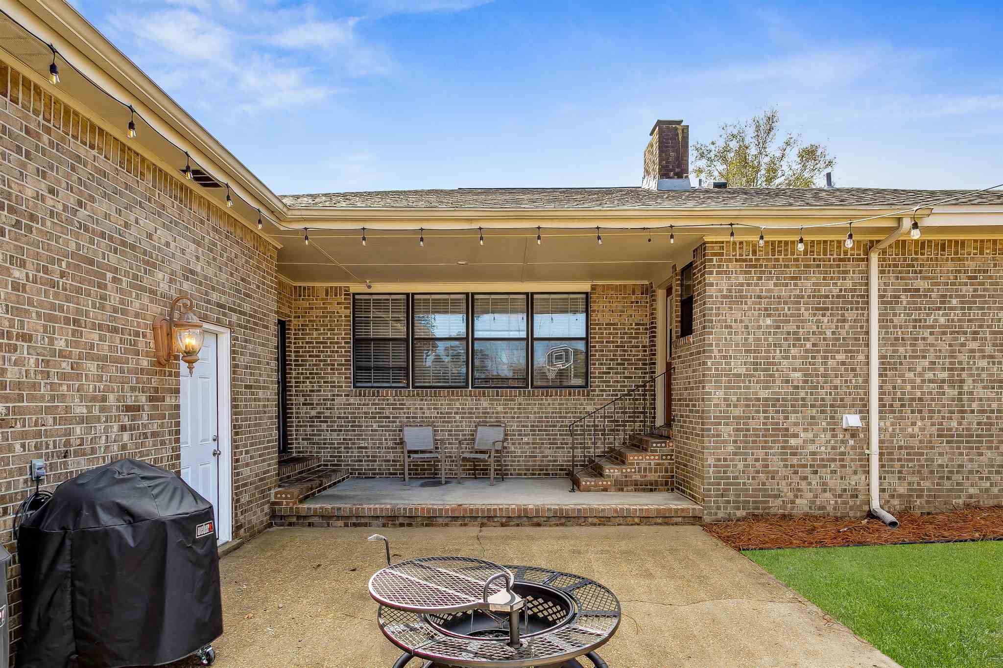 3996 Durango Dr