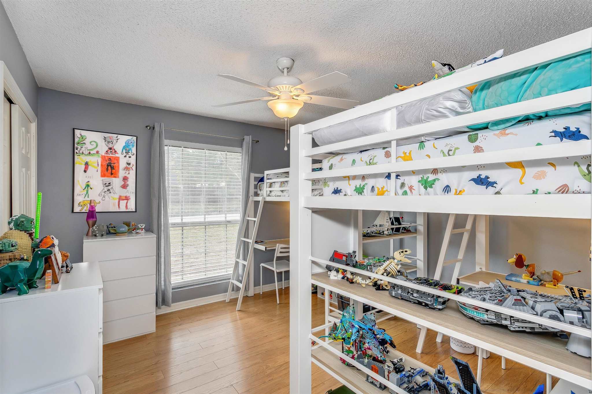 3996 Durango Dr