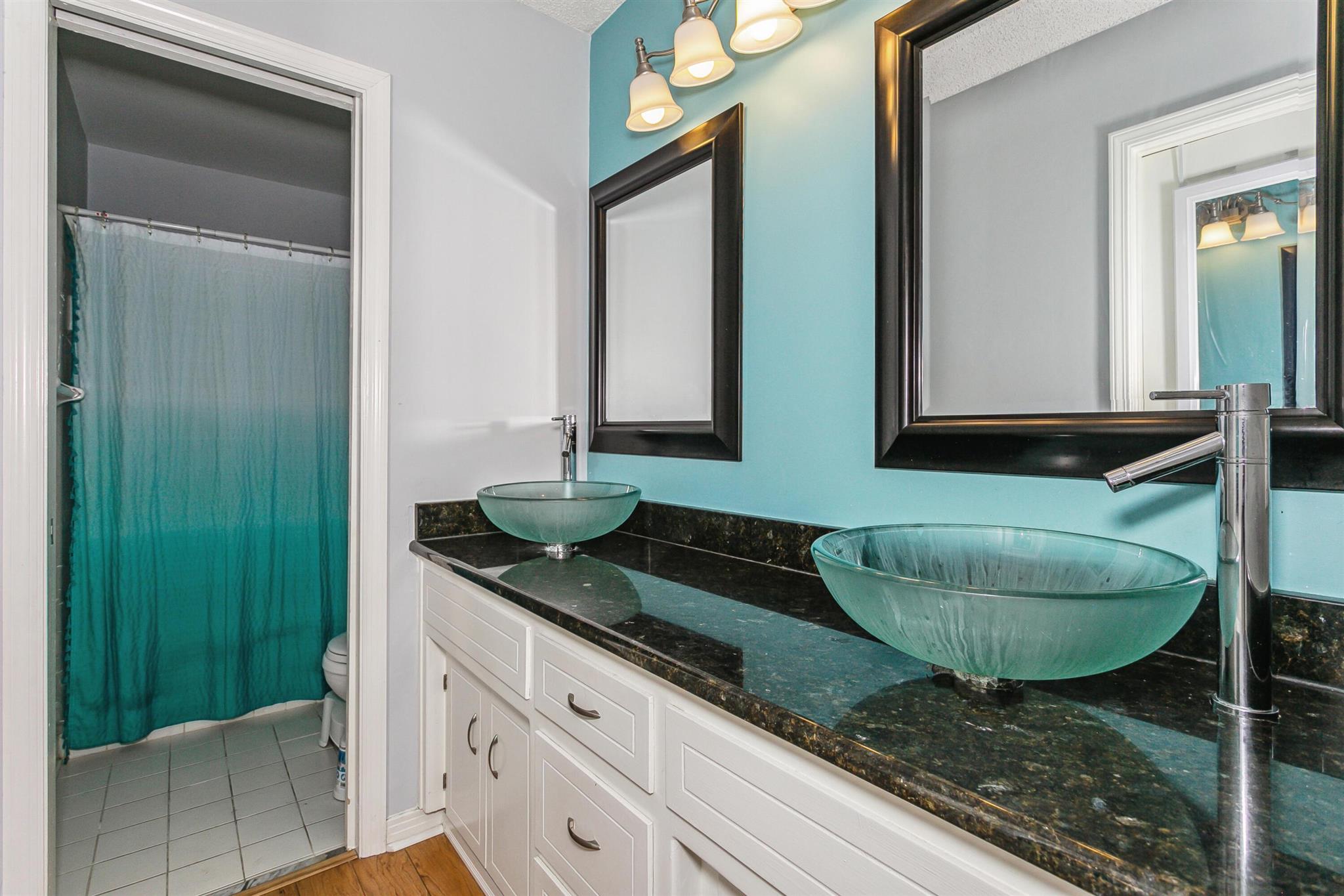 3996 Durango Dr