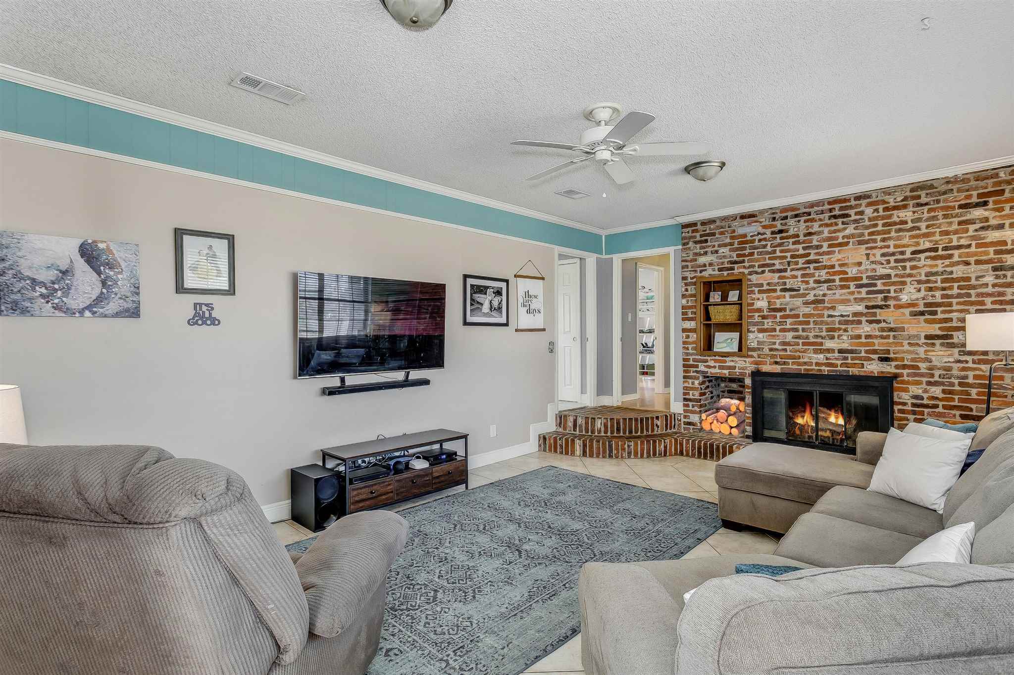 3996 Durango Dr
