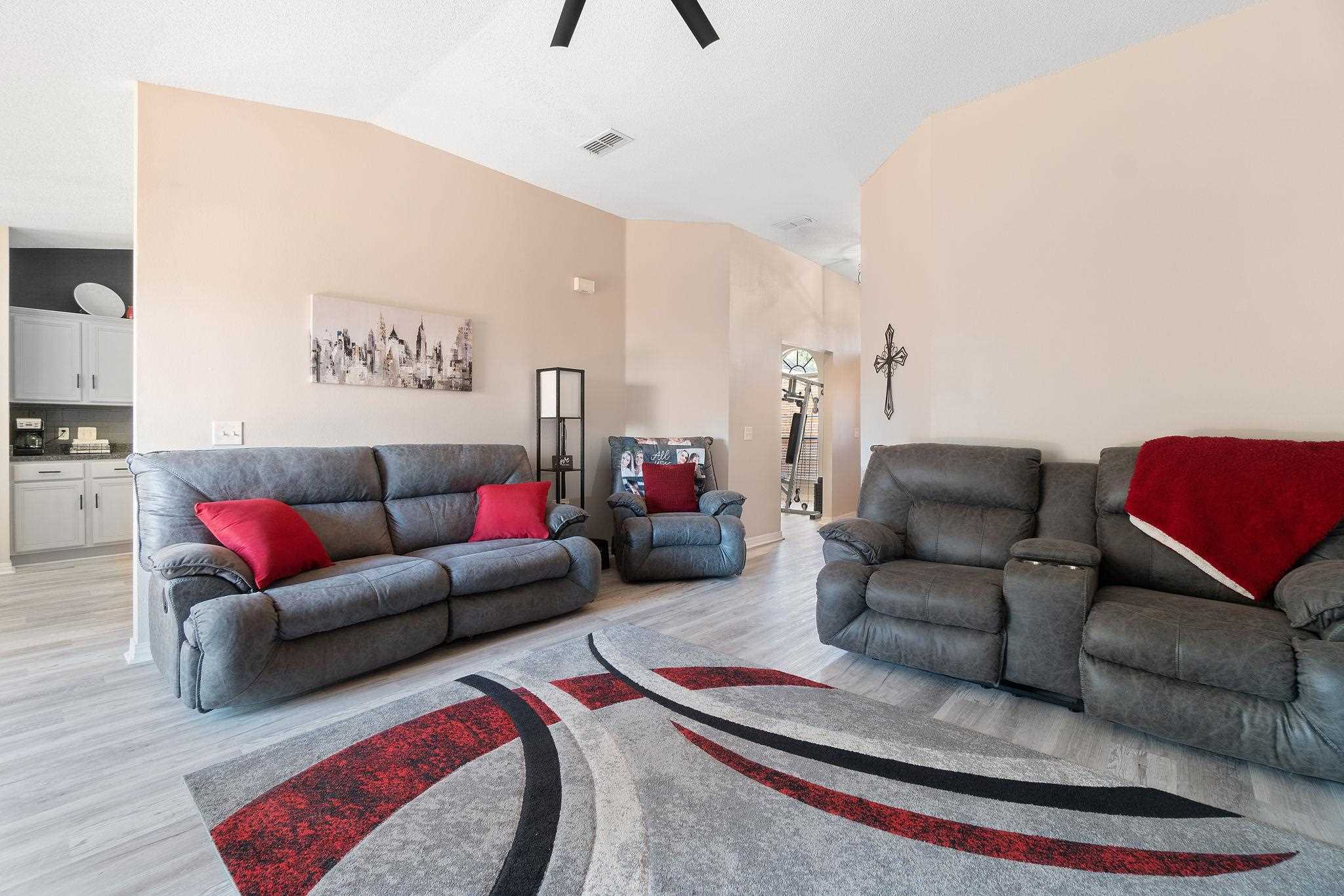 3238 Moss Pt Ln