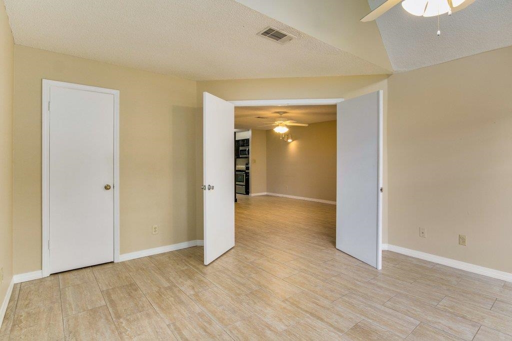 5001 Grande Dr # 611