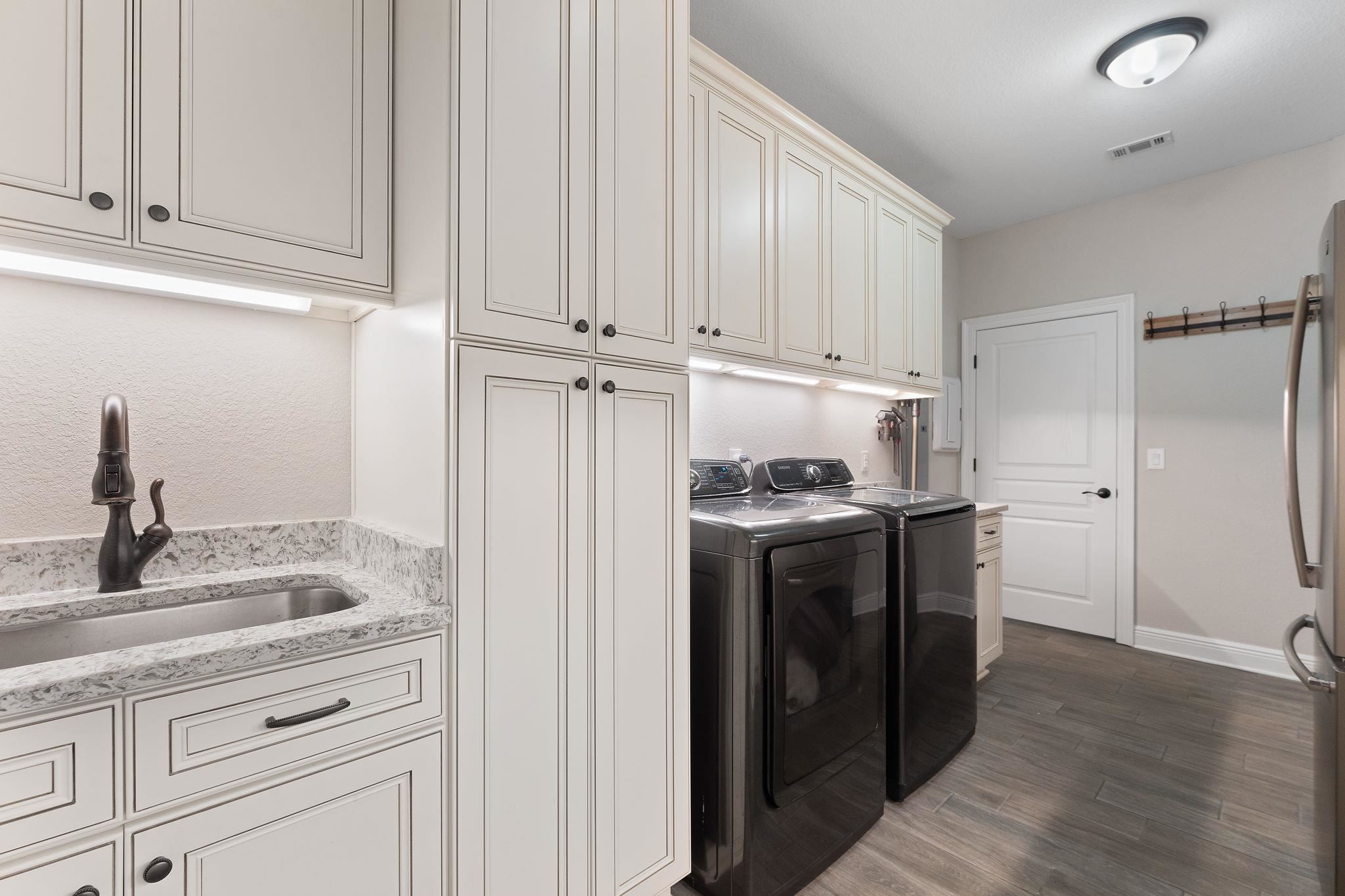 5758 Highland Lake Dr