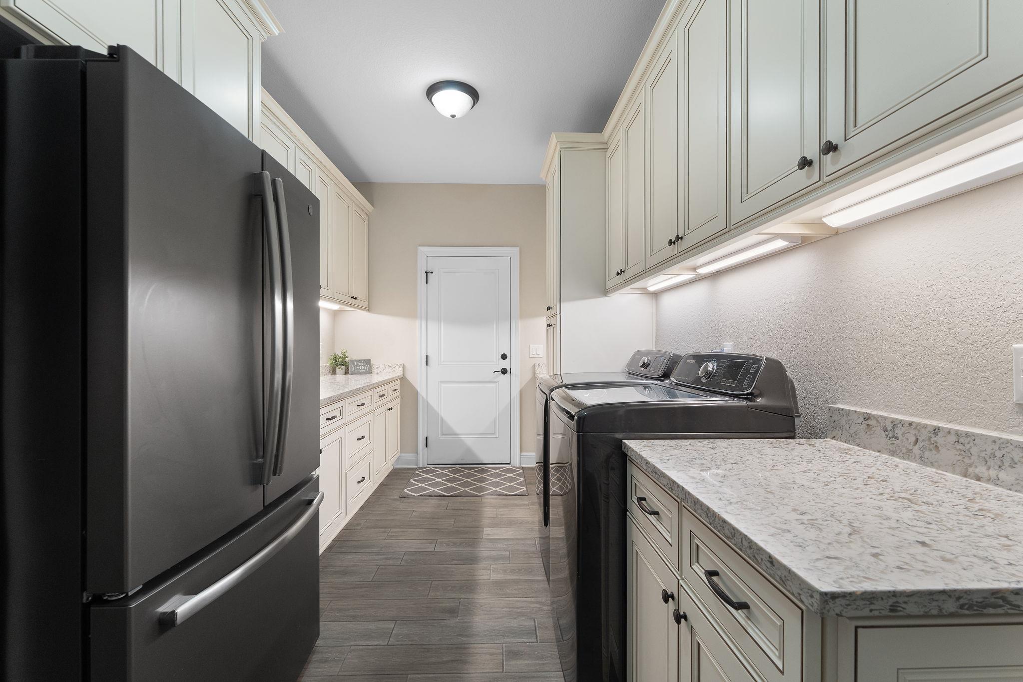 5758 Highland Lake Dr