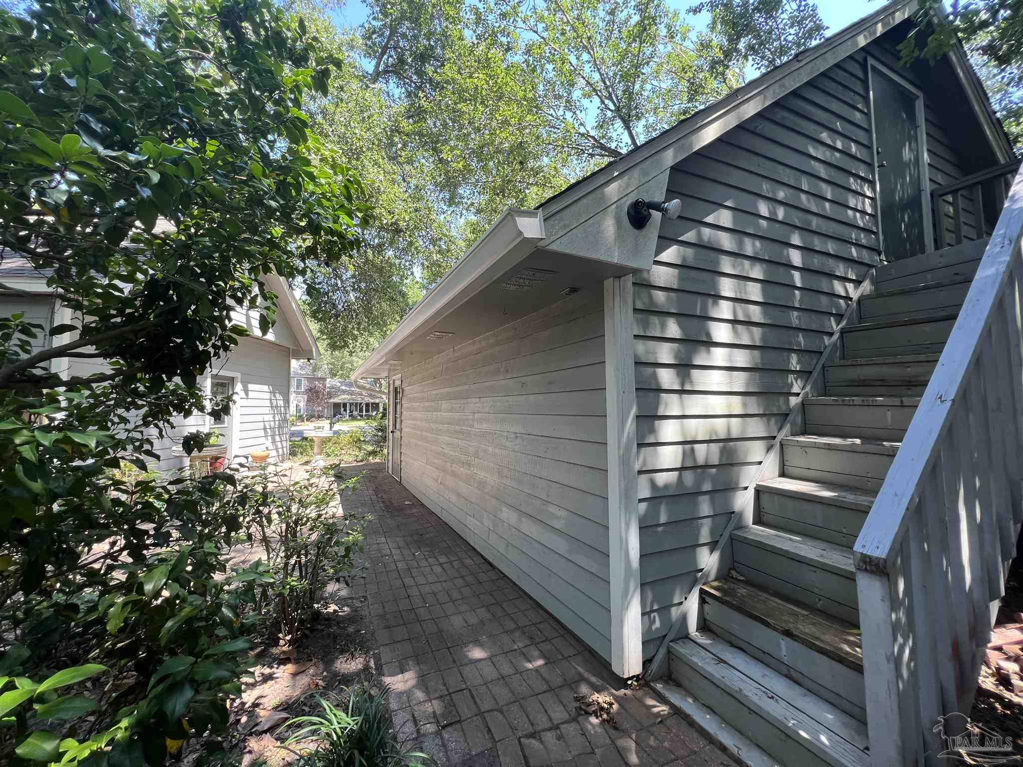 4520 Menewa Path