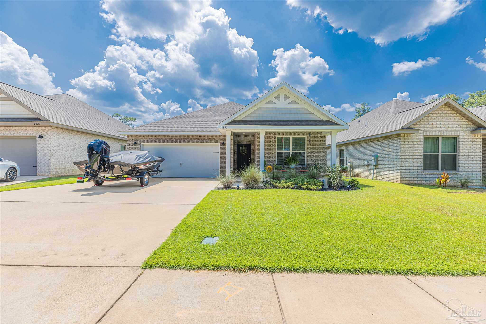 8825 Airway Dr