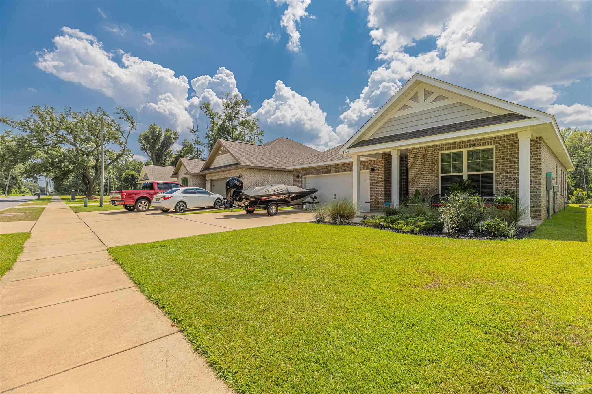 8825 Airway Dr