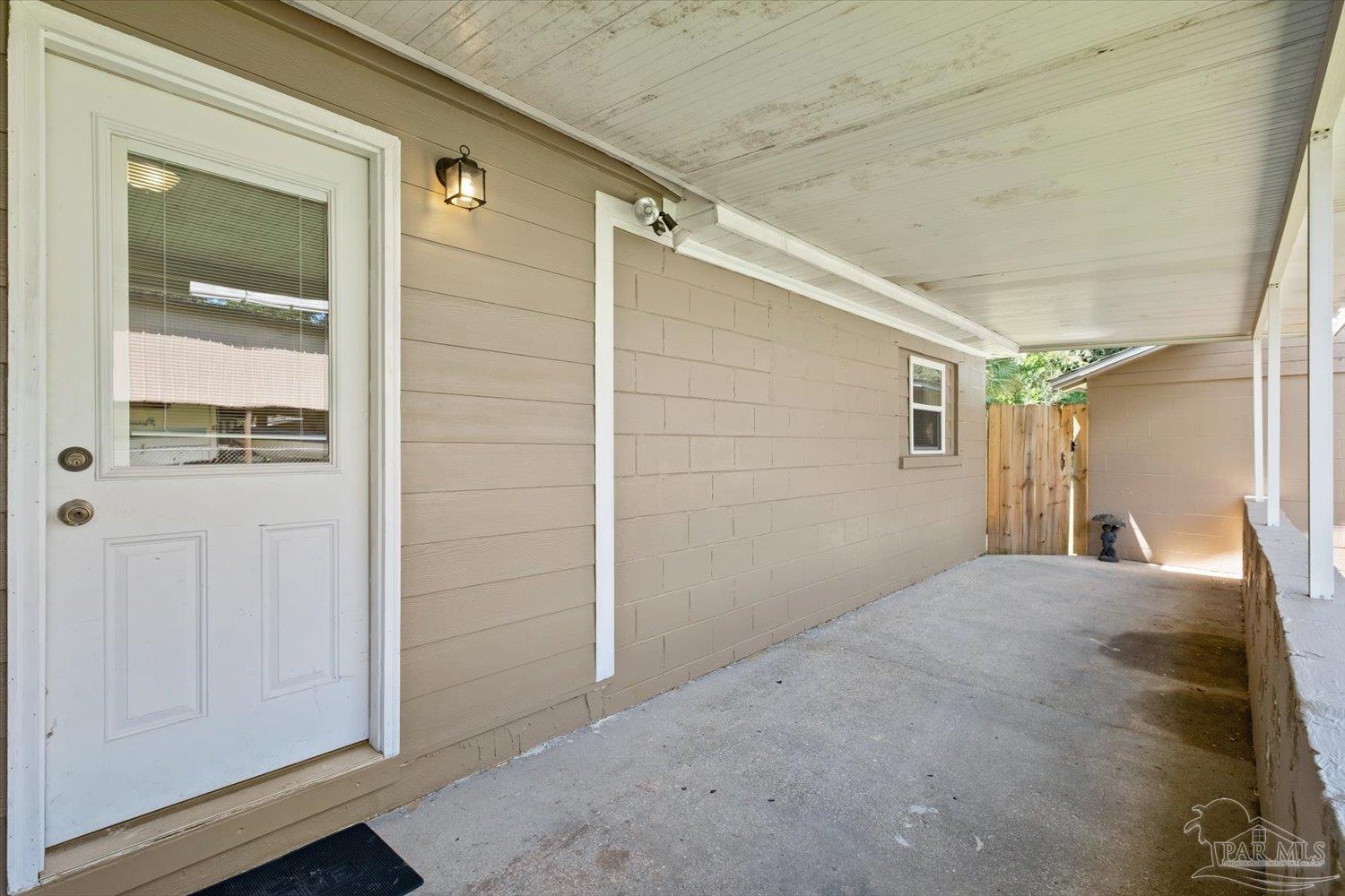 5518 Lynwood Rd