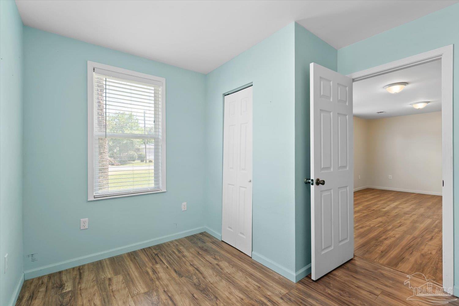 5518 Lynwood Rd
