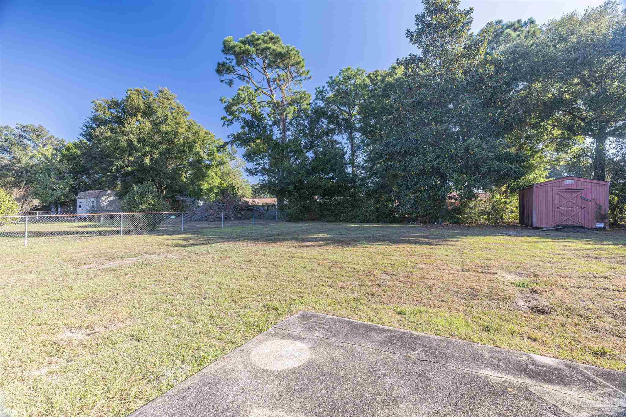 2842 Godwin Ln