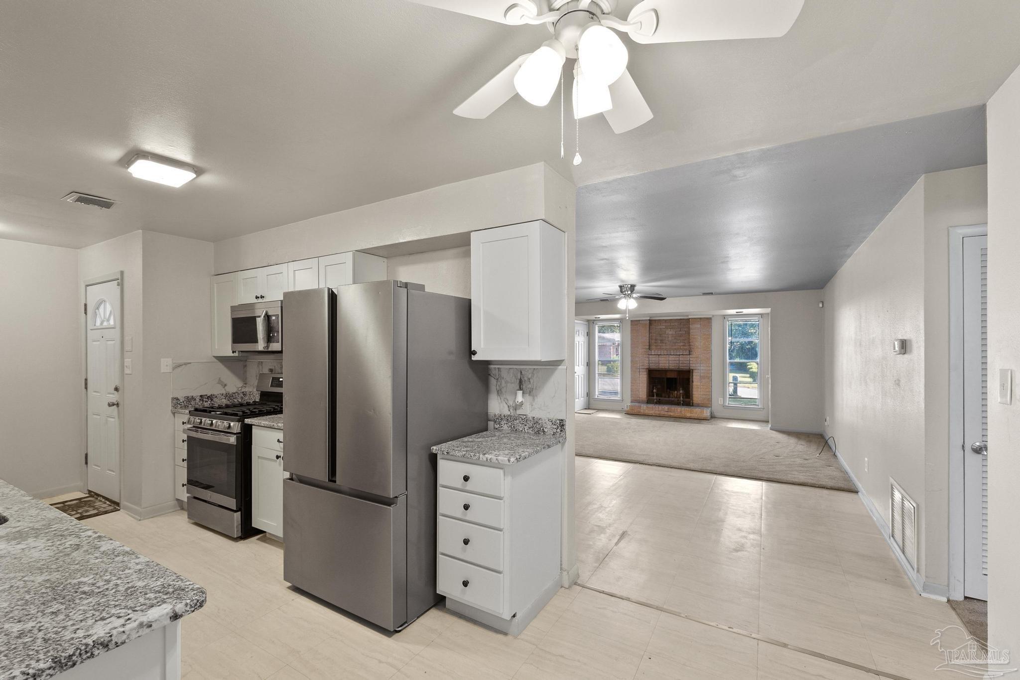 774 Ash Dr