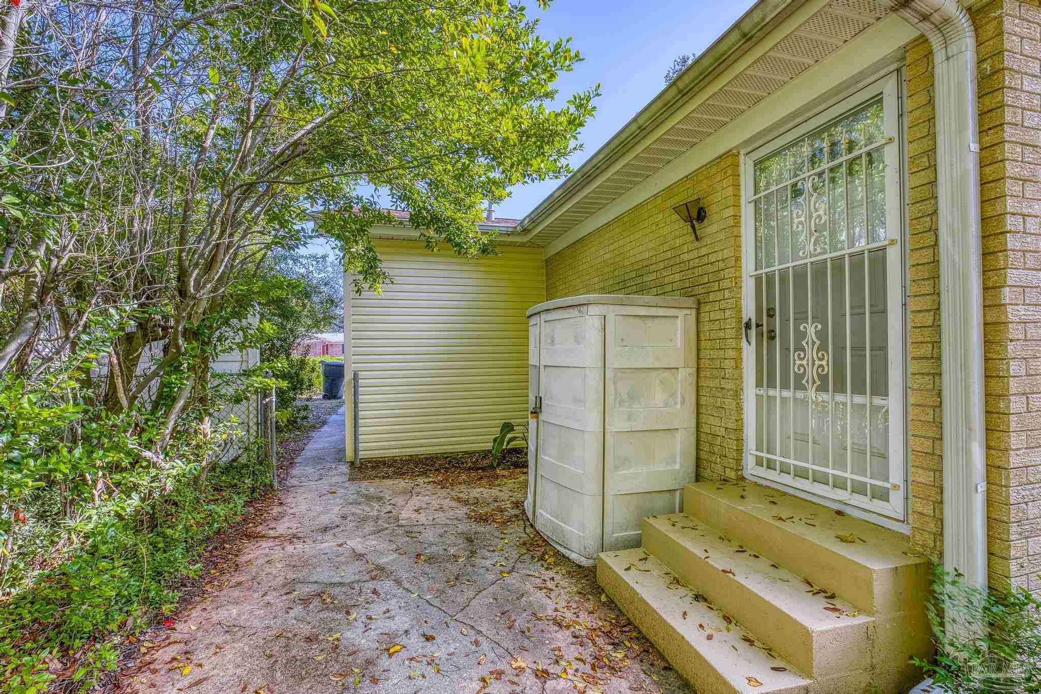 774 Ash Dr