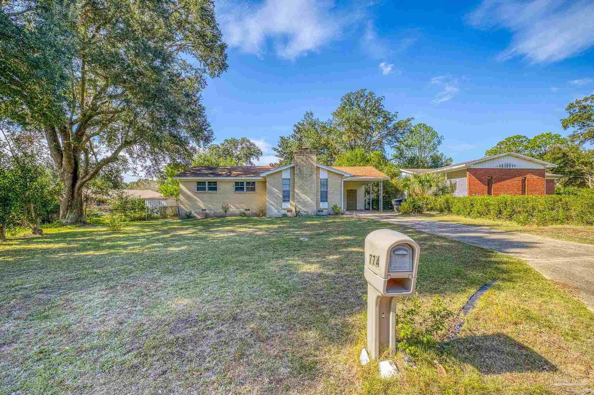 774 Ash Dr