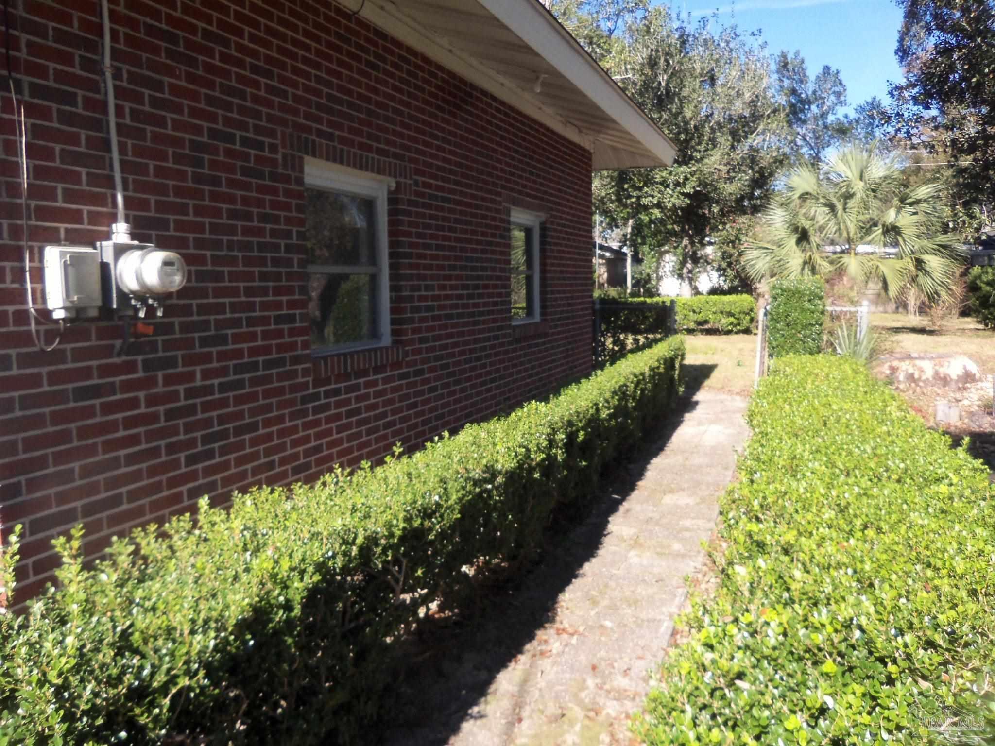 124 Dodge Dr