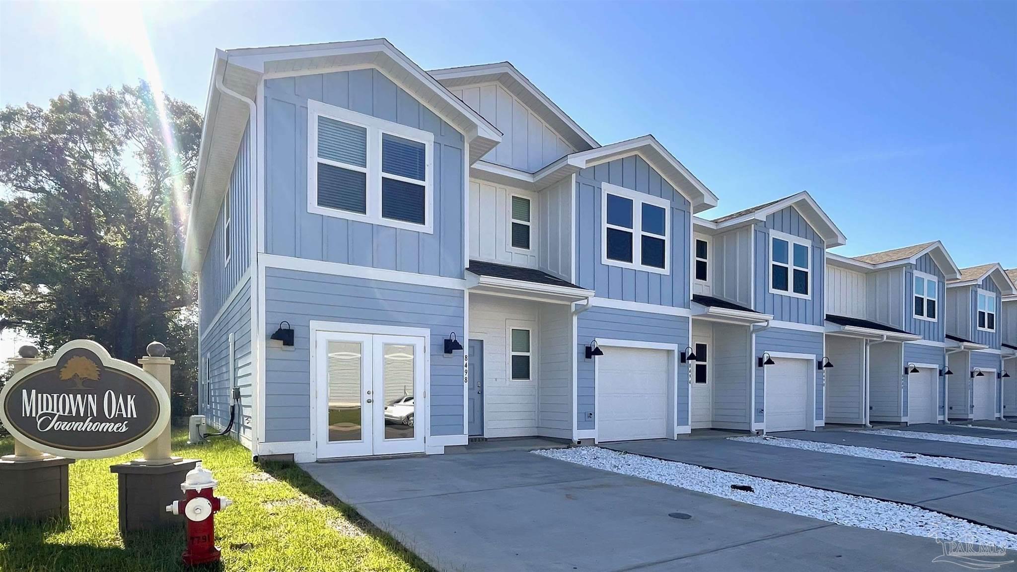 8482 Bluejack Dr