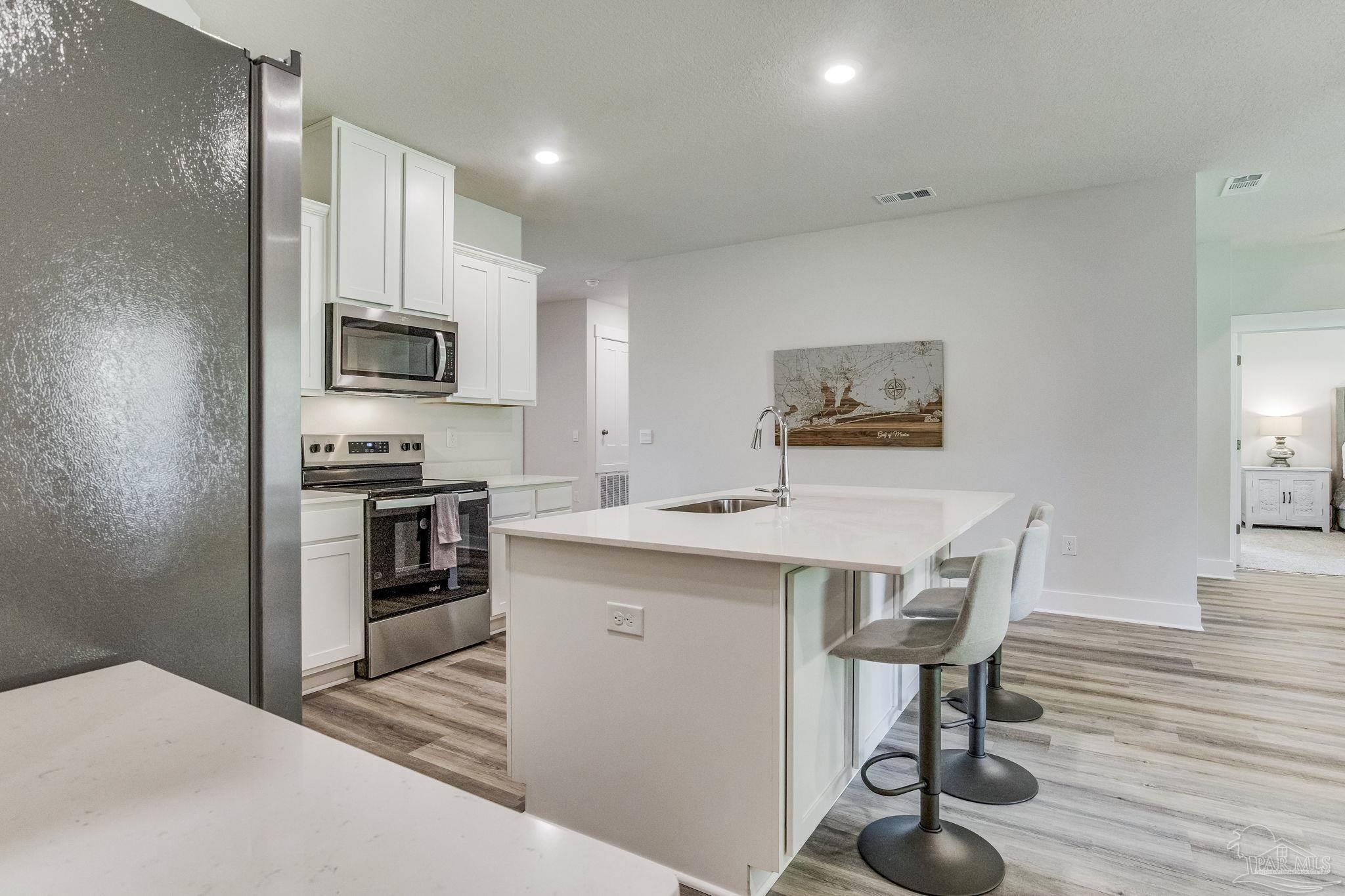 5881 Cactus Dr