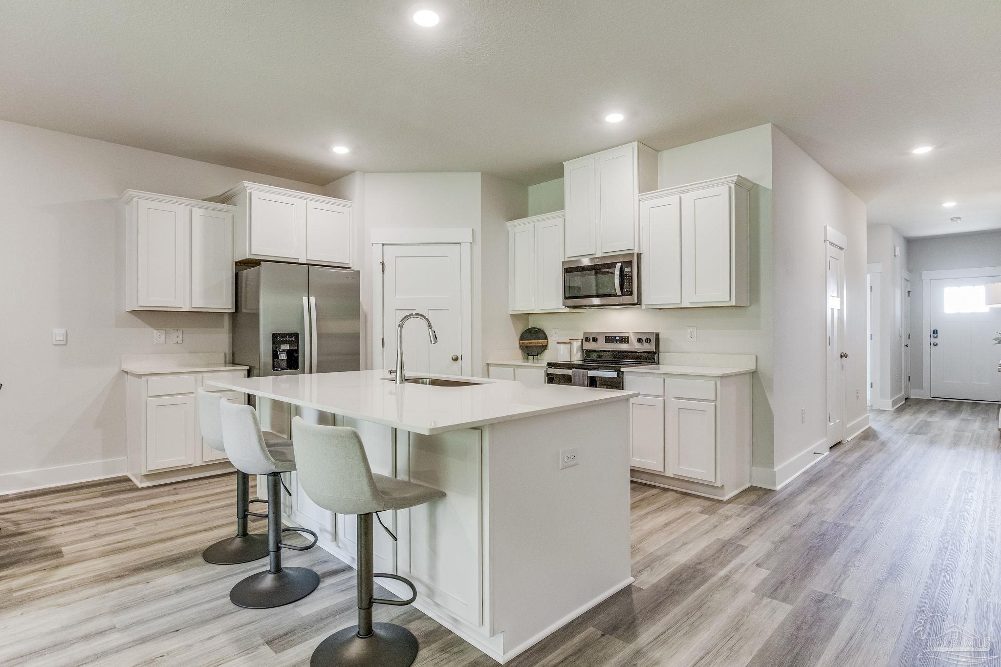 5881 Cactus Dr