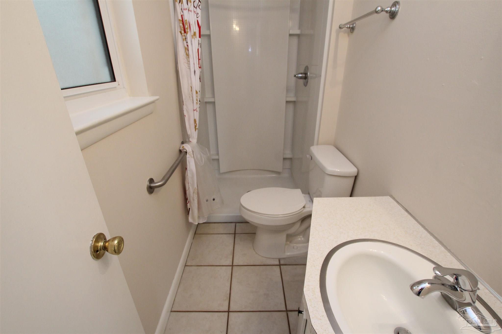5595 San Gabriel Dr