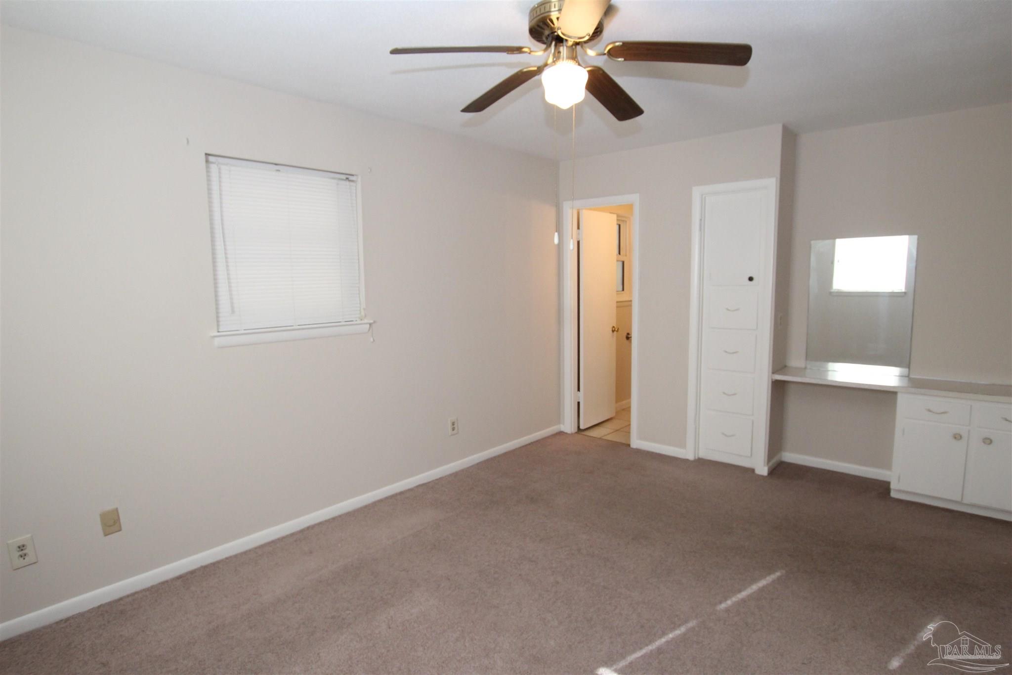 5595 San Gabriel Dr