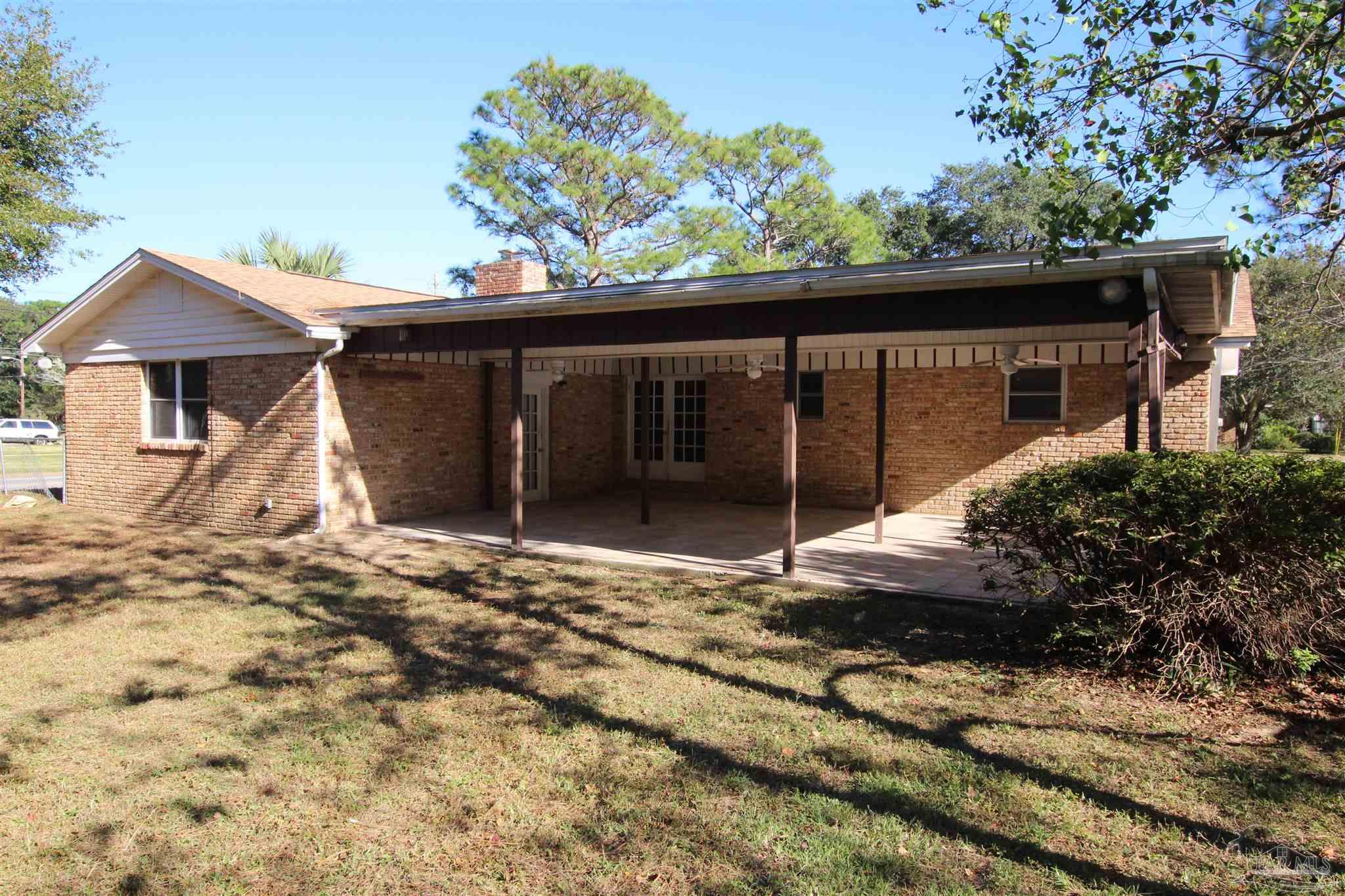 5595 San Gabriel Dr