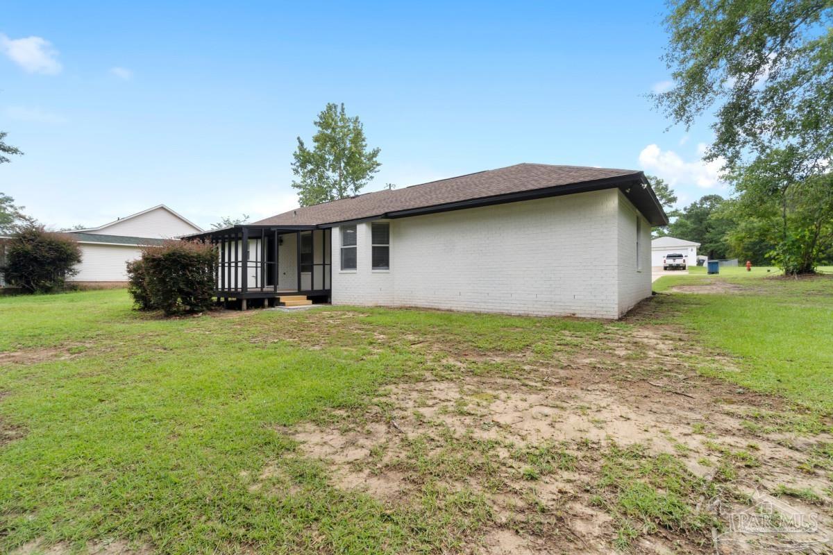 1184 Heathrow Dr