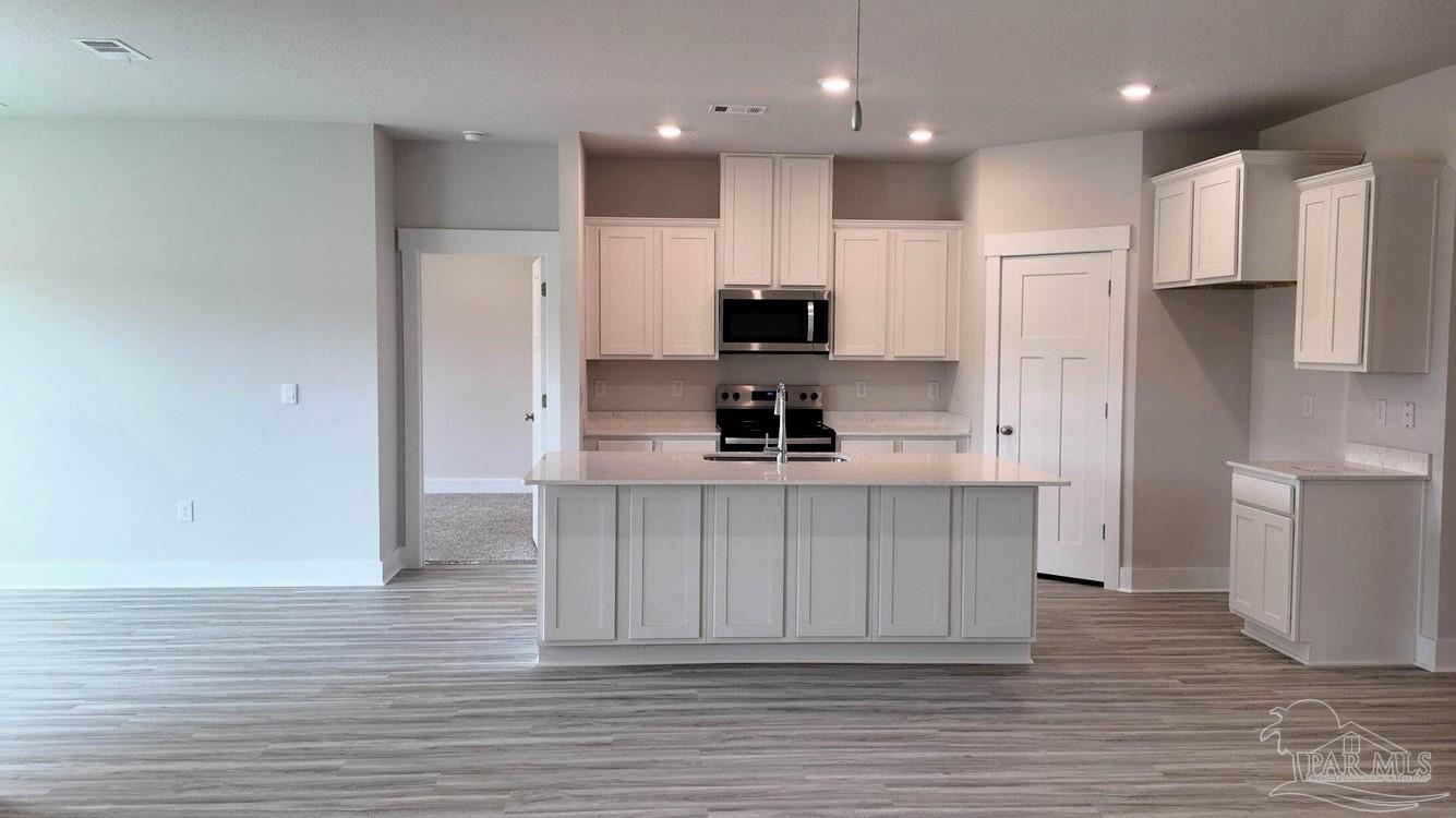 5843 Sargassum Ln