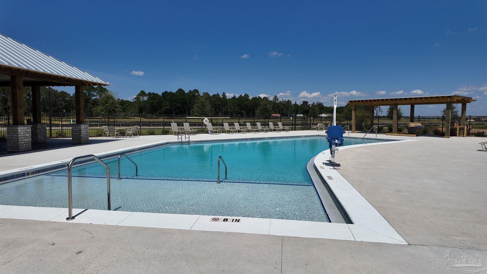 5843 Sargassum Ln