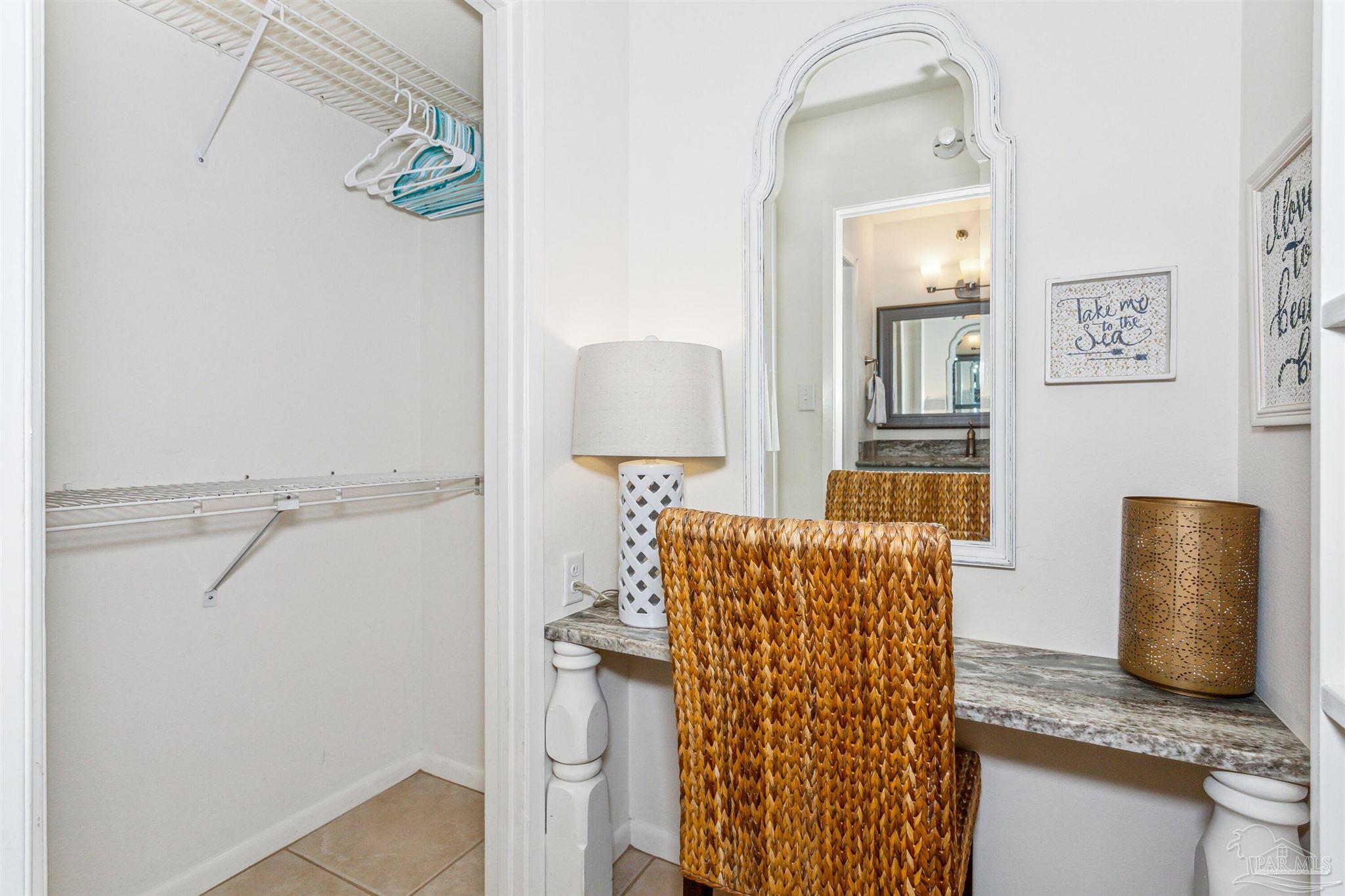 1200 Ft Pickens Rd # D Unit: 4-D