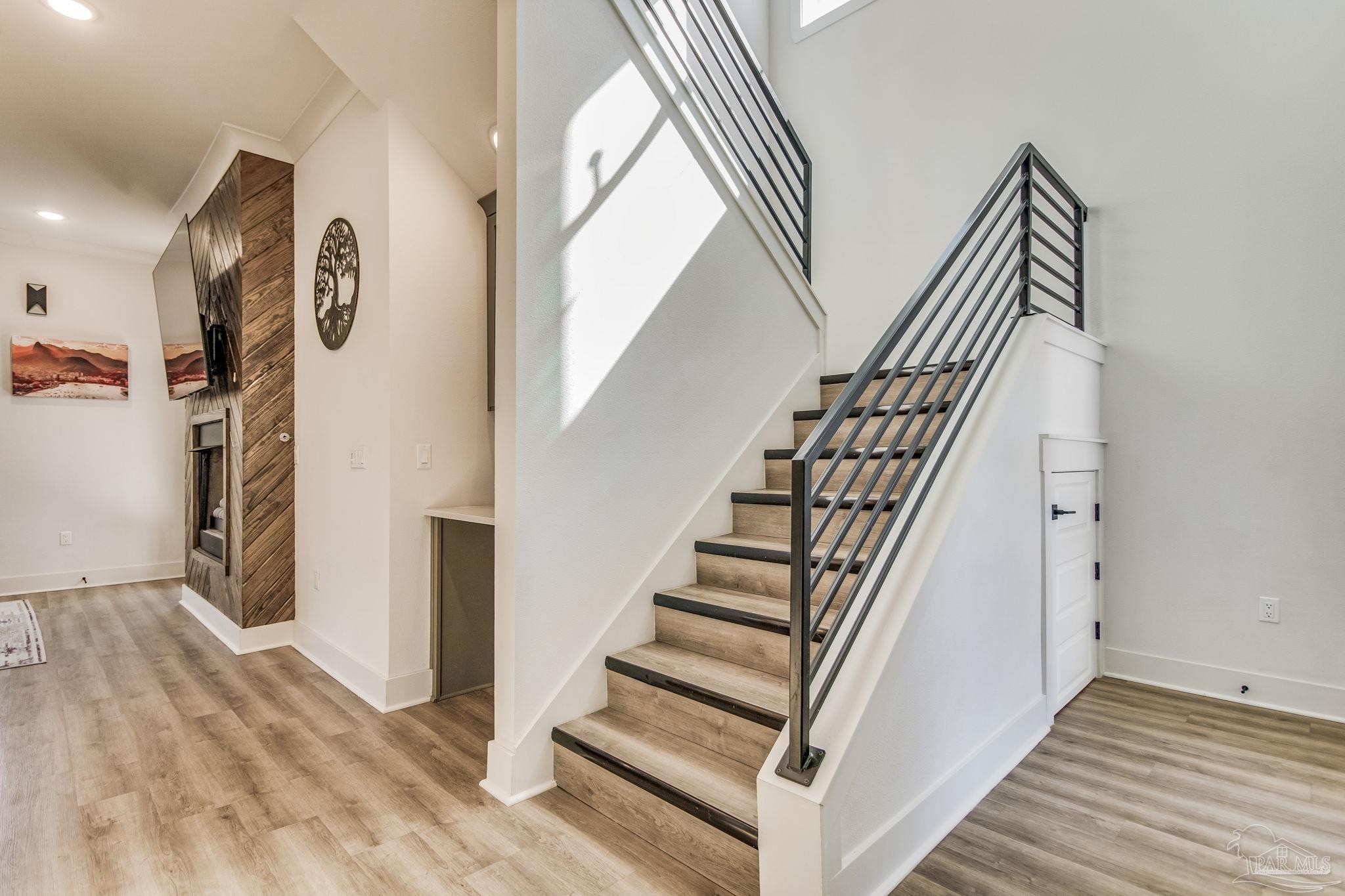 5622 Pelican Pl