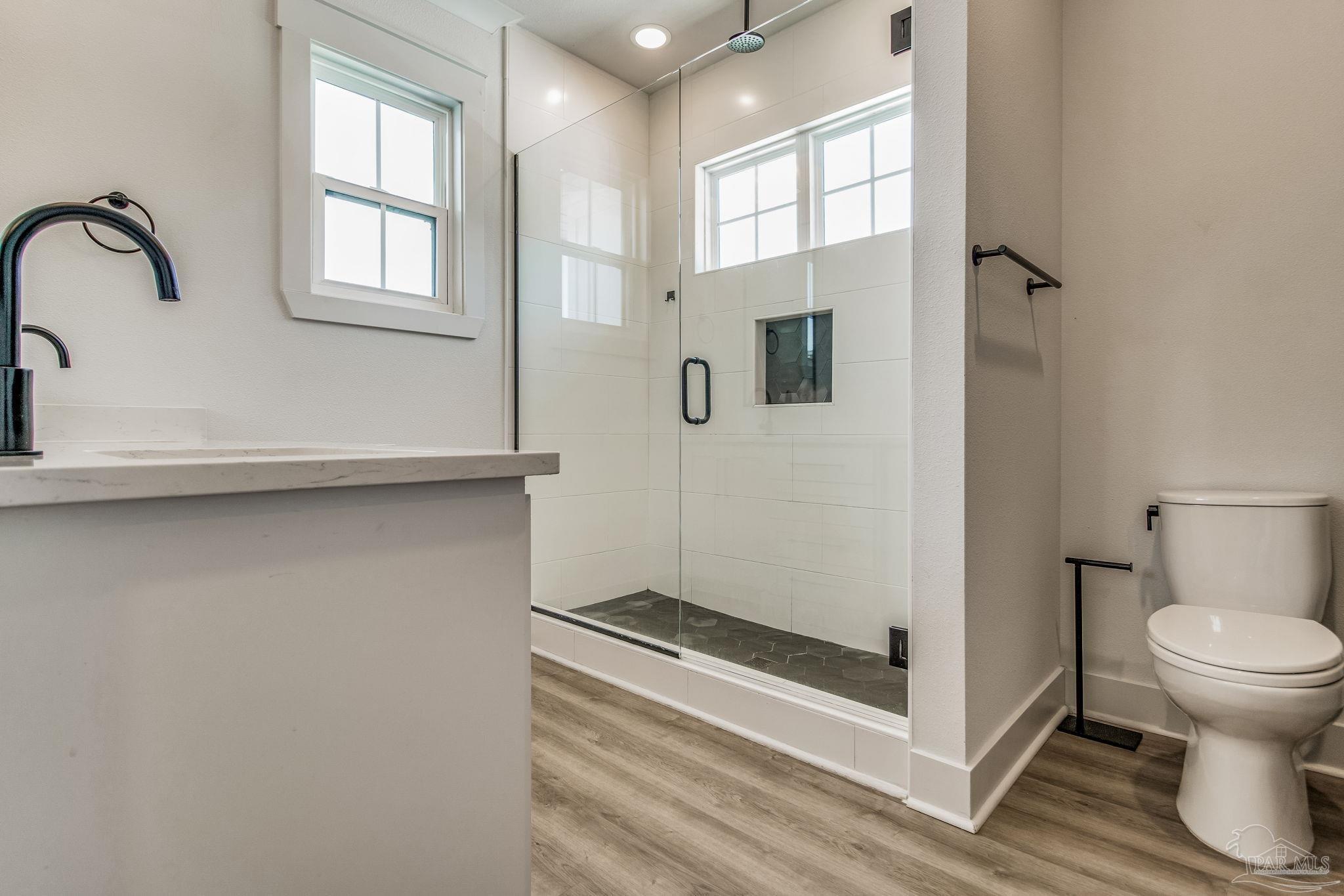 5622 Pelican Pl