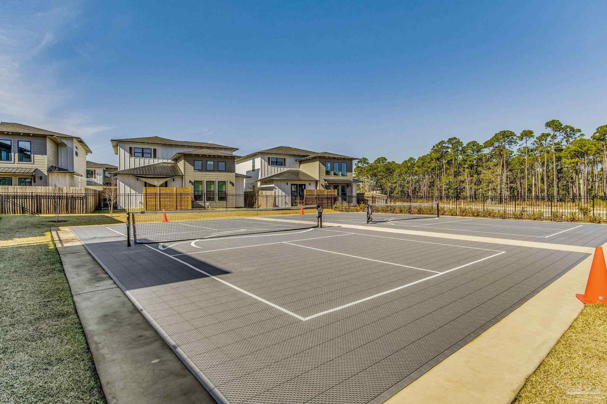 5622 Pelican Pl