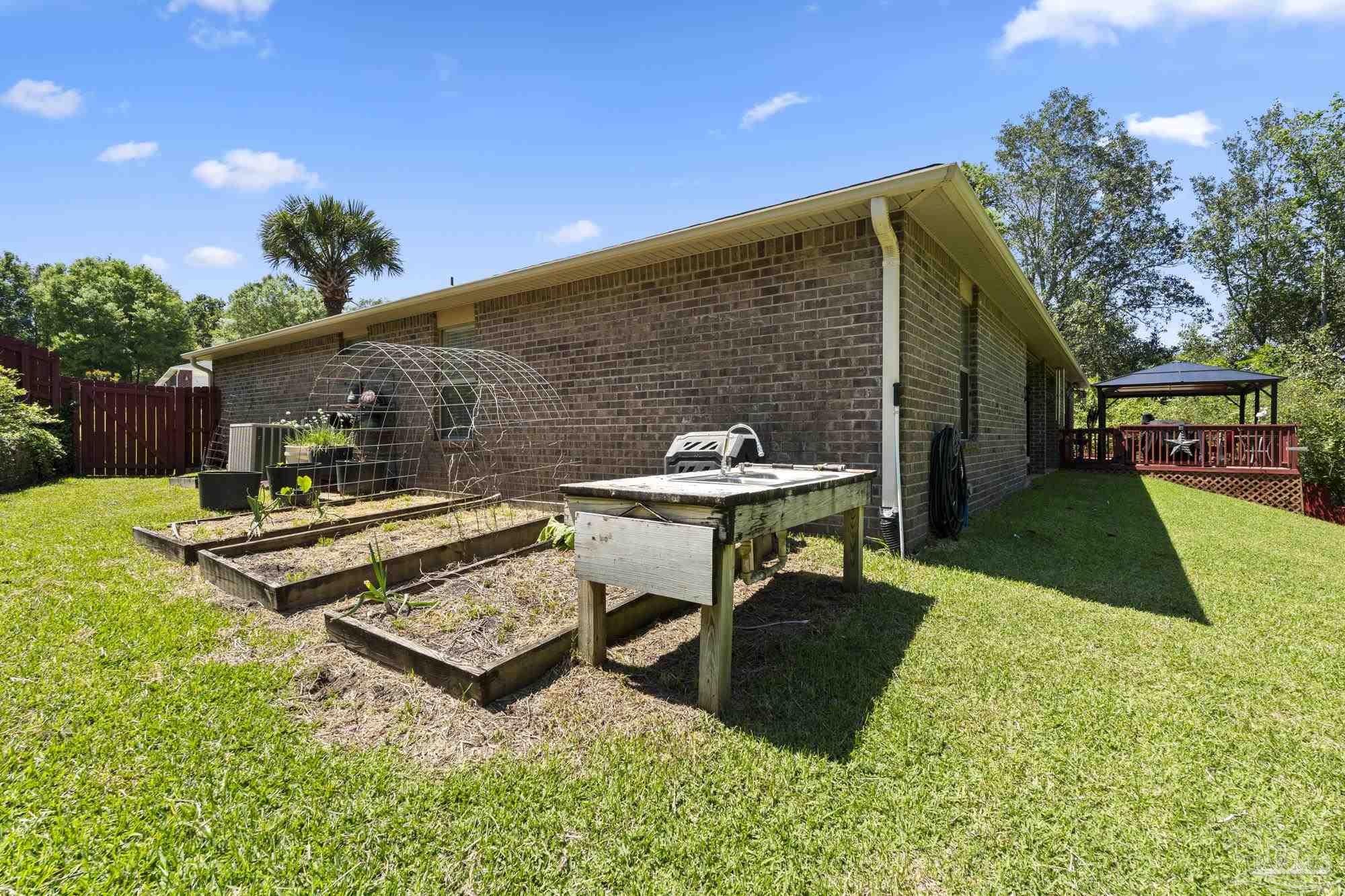 1476 Longbranch Dr