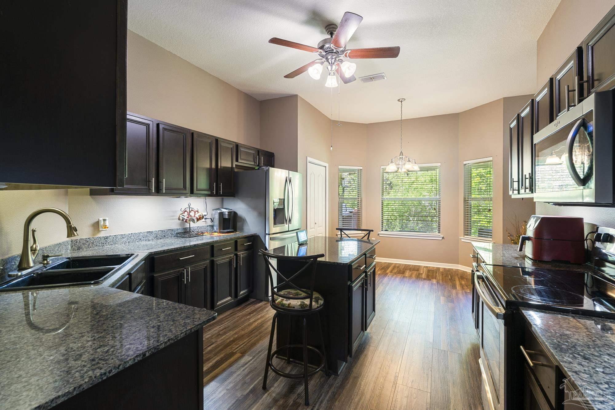 1476 Longbranch Dr