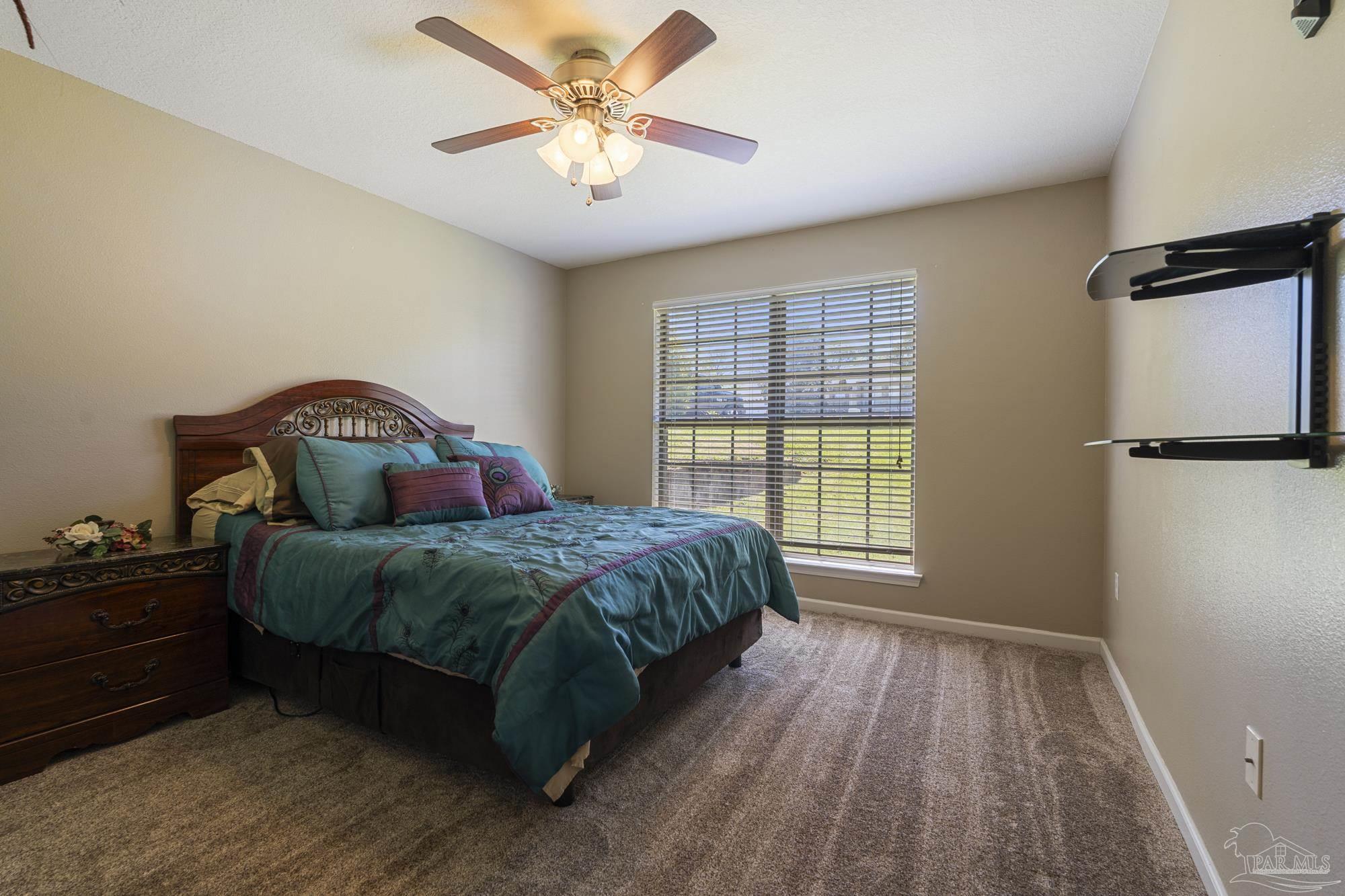 1476 Longbranch Dr