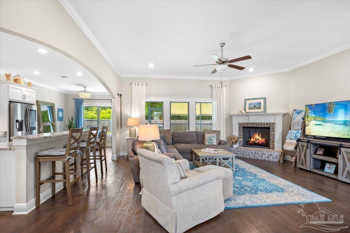 1504 Cadence Loop